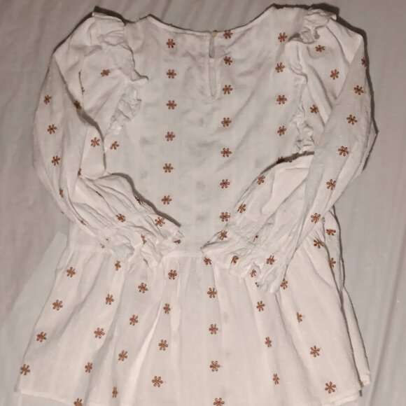 COTTAGECORE CREAM RUFFLED TOP, EMPIRE WAIST, EMBOIDERY, SMALL, 100 % COTTON - Picture 2 of 5